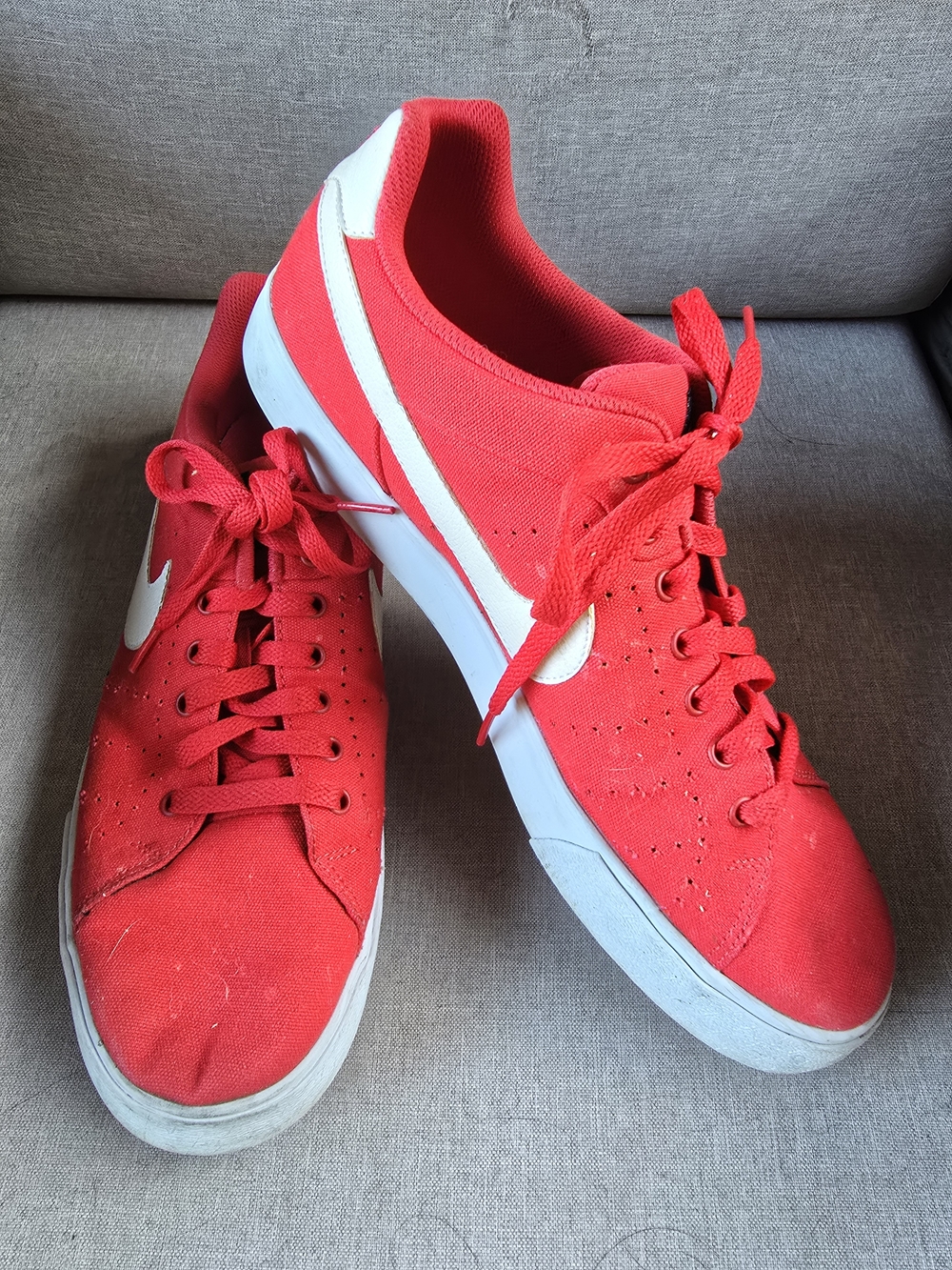 Men's NIKE Red Canvas Low-Top Sneakers